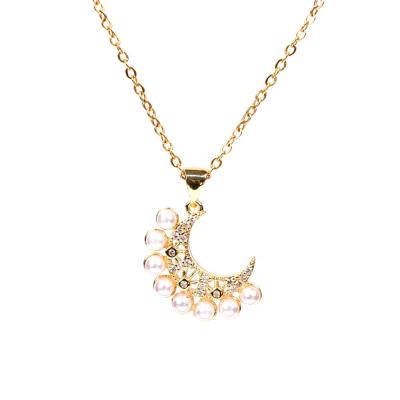 China New Moonlight Pearl Moonlight Romantic Lovers White Girl Pendant Clavicle Necklace for sale