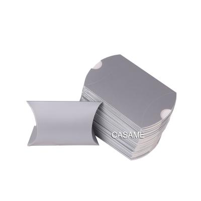 China Biodegradable Pure Silver Kraft Paper Jewelry Packaging Gift Pillow Box Small Custom Printed Envelope Recycled for sale