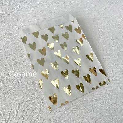 China Small MOQ Small Biodegradable 5x7 Inch Quality Heart Gold Food Grade Star Foil Wedding Favor Bags Valentine's Day for sale