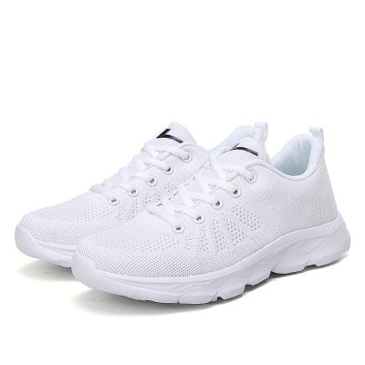 China Fashion Trend Women's Casual Shoes Ladies Sports Breathable Mesh Flat Shoes Woman White Tennis Shoes Walking Sneakers for sale