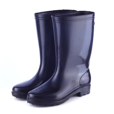 China Fashion Trend Rain Boots Women Wholesale Cheap High Quality Waterproof Worker Boots PVC Rain Boots Rubber Shoes Men for sale