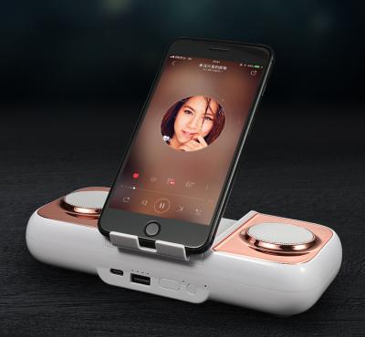 China Portable Wireless Charging Power Bank With Blue Tooth Speaker Radio Charging for sale