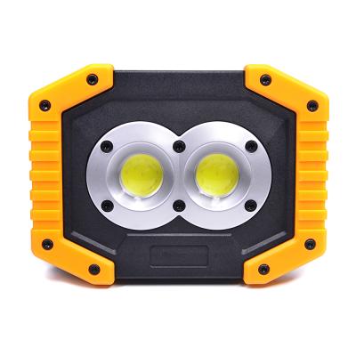 China Outdoor Hot Sales COB Projection Lamp 20W Portable Rechargeable Emergency Worklight Power Supply Working Light for sale