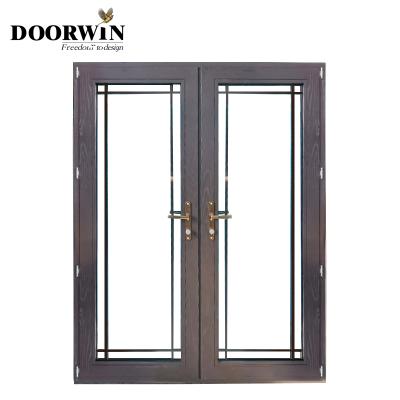 China Latest Design Window Grill Window Design Fancy Modern Door Blind Aluminum Clad Wood Entry Doors for sale