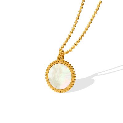 China Fashion Casual/Sporty Summer White Shell Necklace Round Disc Coin Women Chain Necklaces for sale