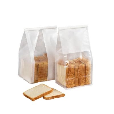 China Custom White Paper Food Packaging Bag Eco Friendly Toast Bag With Clear Window for sale