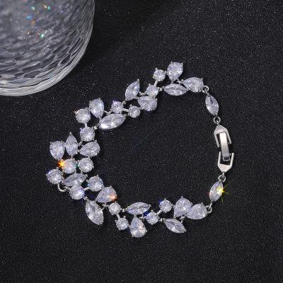 China FASHIONABLE High Quality Silver Zircon Jewelry Copper CZ Zircon Bracelet Women Plated Tasty Bridal Bridesmaid for sale