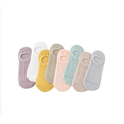 China Antibacterial With Invisible Mesh And Breathable Fashionable Comfortable Women Anti-skid Skill Boat Socks for sale