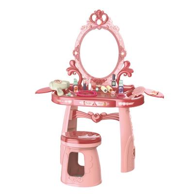 China Pretend play children's makeup toys pretend girls set up a makeup table. Kids play with lights and music makeup toys for sale