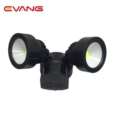 China Motion Sensor 70 CRI 2000LM Niaghttime Adjustable Security Light Motion Sensor Ensure Lights Garden Lamp for sale