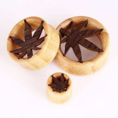 China Beautiful Vintage Wood Maple Leaves Pattern Ear Tunnel Plug Cheap Ear Gauges Plug Body Piercing Jewelry for sale