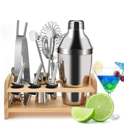 China Minimalist Stainless Steel Cocktail Shaker And Boston Cocktail Shaker Set For Bartender Bar And Party for sale