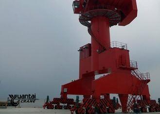 China Stable Heavy Duty Harbor Portal Crane , 10 Ton Jib Crane Steel Frame for sale