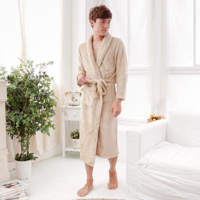 China Wholesale Custom Flannel Home Winter Couples QUICK DRY QUICK DRY Pajamas Thickened Long Sleeve Velvet Coral Bathrobe For Hotel Home for sale