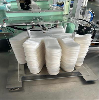 China PE Glove Folding Packing Machine For Different Glove Sizes Air Source 0.4-0.65MPa Multi-Functional Design for sale