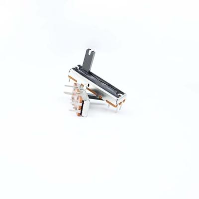 China PC Pins Modern Design 50K Motorized Slide Potentiometer 35Mm Custom for sale