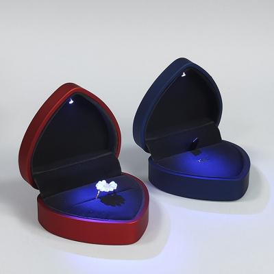 China Custom Ring Packaging Plastic Led Jewelry Box PLRB01B Red Color Ring Packaging Plastic Led Jewelry Box for sale