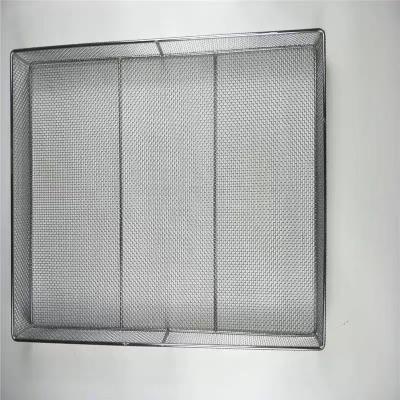 China Sheet Pan Rack Sheet Stackable Perforated Wire Mesh Stainless Steel Sustainable Serving Tray for sale