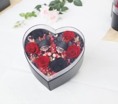 China Natural Touch Forever Preserved Roses Flowers in Heart Shaped Acrylic Gift Box for sale