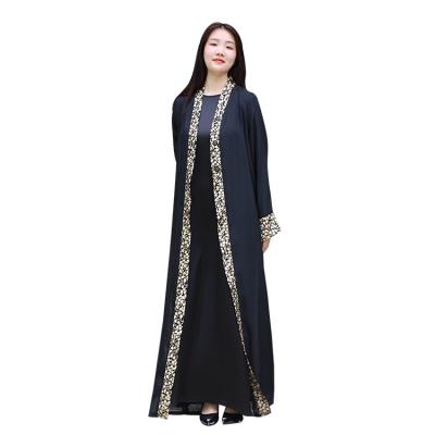 China Hot Selling Luxury Dubai Women's Long Dress Dubai Islamic Kaftan Women's Long Robe Quilting Lace Cardigan Arab Maxi Dress for sale