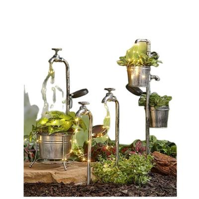 China 2021 HOT Waterproof Garden Hummingbird String Lights Outdoor Garden Decoration Hanging Light Hummingbird Solar Wind Chimes for sale