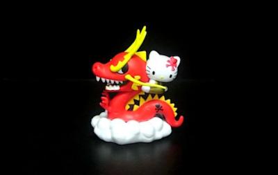 China Red Dragon Custom Plastic Toys Hello Kitty Figure With Chinese Dragon for sale