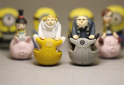 China Minions Plastic Toy Figures for sale