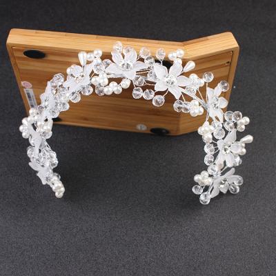 China Korean version of the crystal headdress fashion wedding flower pearl crown bridal hair accessories 27*5CM for sale