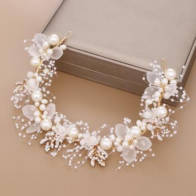 China Crystal Pearl Hair Vine Flower Durable Bohemian Halo Headband Wedding Bridal Gold Hair Accessories for sale