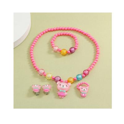 China 5 Piece Cute Cartoon Bear Pendant Kids DIY Bead Necklace Set Cute Girl Beaded Bracelet Ring Ear Clip for sale