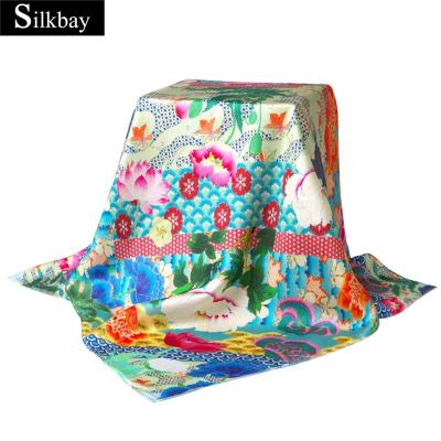 China Square Custom Printed 100% Silk Scarves For Women for sale