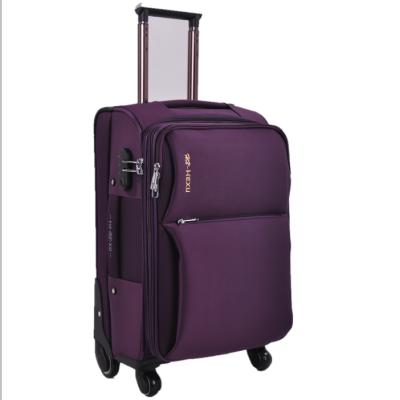 China 600D Polyester Spinner Suitcases Outdoor Luggage Moving Set Luxury Materials New Design With Good Quality for sale