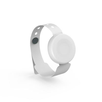 China IoT solution SDK for IOS and Android bluetooth bracelet smart beacon wristband for sale