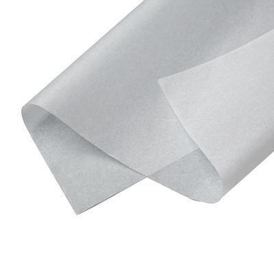 China Recyclable WHITE 17gsm silk tissue paper can be used for product wrapping or flower wrapping, and can be customized to print LOGO for sale