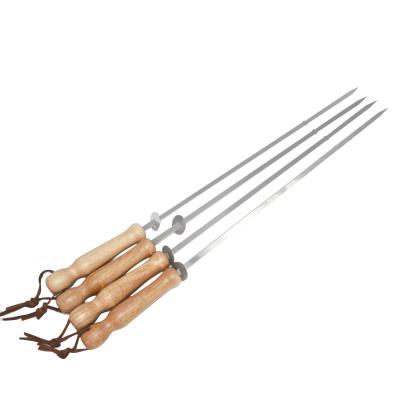 China 4pcs Easily Cleaned Set Flat Wood Handle Style BBQ Grill Tools Outdoor BBQ Skewers Set for sale