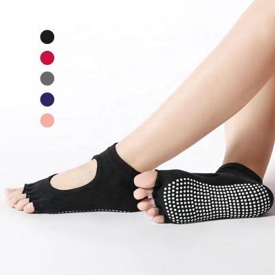 China Higher MOQ Wholesale Custom Sporty Cotton Summer Low MOQ Yoga Socks Toe Socks With Grips For Women for sale