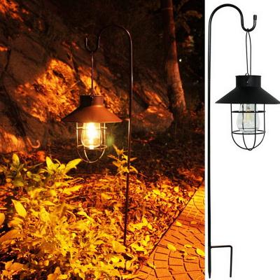 China Outdoor Garden Vintage Metal Lantern Pendant Edison Bulb Solar Garden Lights for Patio House Home Backyard Decorative Lighting for sale