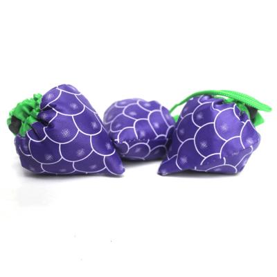 China Wholesale Custom Variety Folding Fruit Shape Shopping Bags Grape Foldable Tote Bag for sale