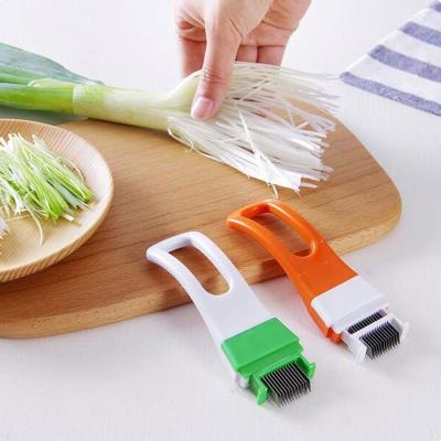 China Viable Onion Cutter Vegetable Shredded Knife Graters Quiki Cooking Tools Household Kitchen Gadgets for sale