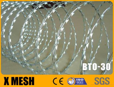 China BTO 30 Tipo Concertina Razor Wire com espessura de 0,5 mm Diâmetro de bobina de 450 mm Para prisão à venda