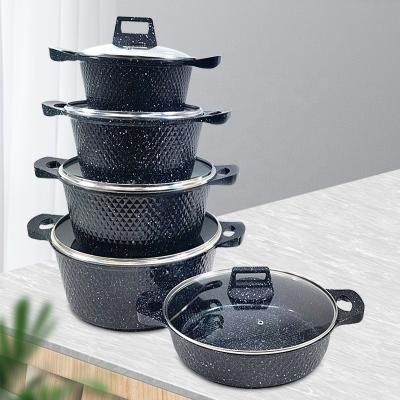 Chine Le pot en aluminium non de bâton noir de style de l'Europe place le Cookware avec le couvercle en verre à vendre