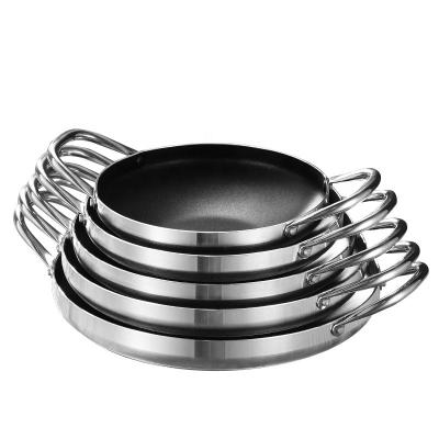 China Fáciles elegantes limpiar el aluminio grueso del suplemento del Cookware de la cocina no pegan la cacerola revestida en venta