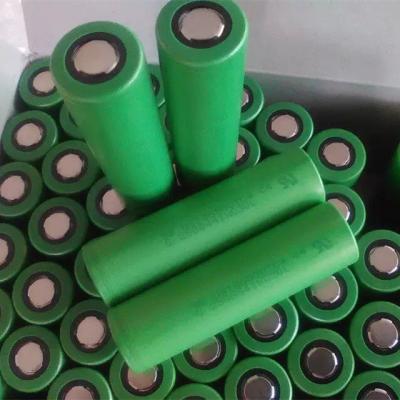 China Consumer electronics factory wholesale cylindrical 25R 3.7v capacity 2500mah lithium 18650 rechargeable real 2022 battery for sale