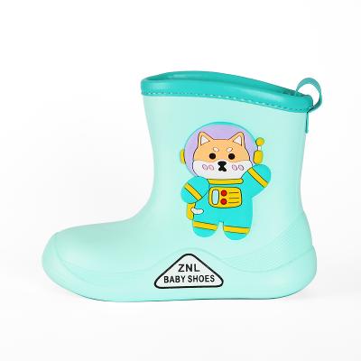 China Light Factory Cute Boys Shoes Children Rainboots Chelsea Rain Boots For Kids for sale