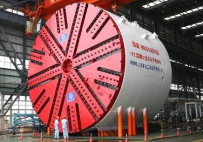 China Schlamm-Druckregler-Tunnel-Bohrmaschine mit Platten-Messerkopf-elektrischem Motorantrieb zu verkaufen