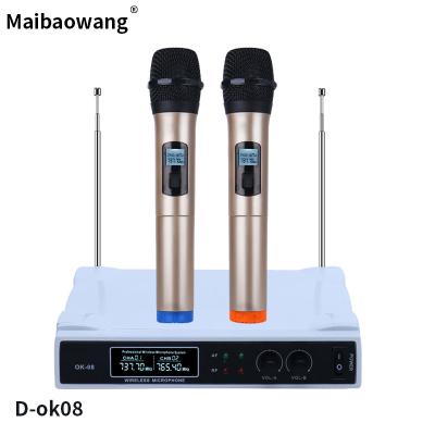 China Professional Vocal Wireless Microphone Handheld Wireless Microphone New Microphone Set for sale