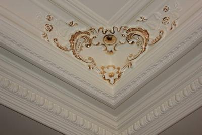 China Decorate your home by yourself with lower cost- polyurethane foam cornice for sale