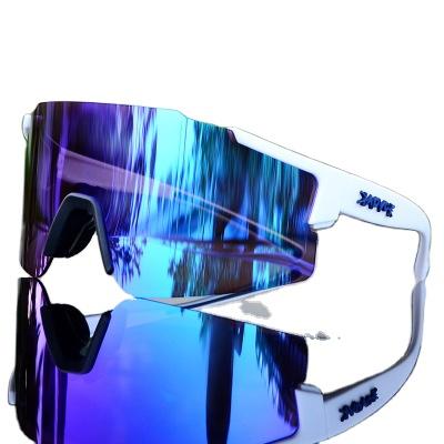 China Sports sunglasses 2021 new cycling glasses polarized outdoor sports running fishing cycling sunglasses men and women oculos for sale