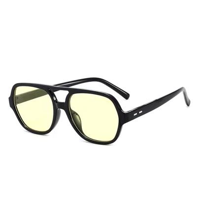 China Fashion Sunglasses Eyewear Shape 16561 Fashion Men Women Fit Outdoor Sunglasses for sale