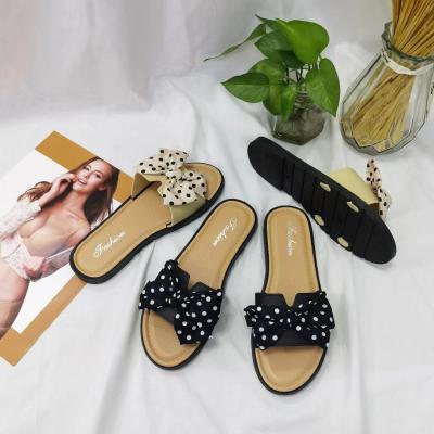 China New Fashion Trend Summer Women's Shoes Flat Soft Sole Slied Woman Outdoor Sandals Women Shoes Flat Sandals for sale